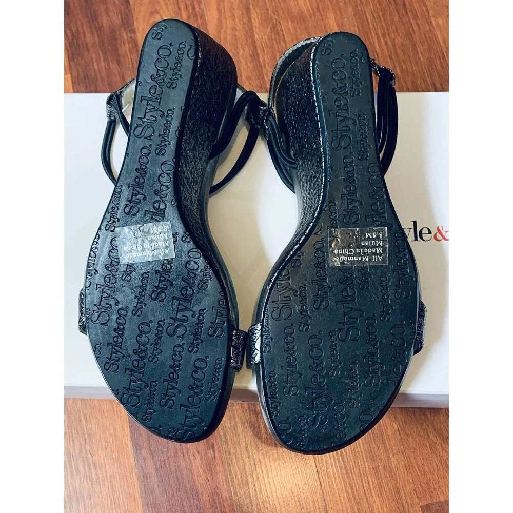Style & Co Womens 8.5M Mulan T-Strap Sandals Gunmetal Snakeskin Wedge 2.5